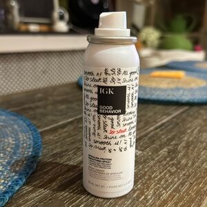 NEW IGK Good Behavior 2.4 OZ Spirulina Protein Smoothing Spray